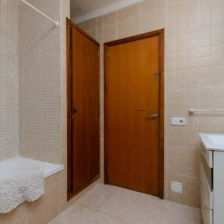 فيلة Yourhouse Escandeu بويينسا