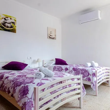 Yourhouse Escandeu * بويينسا