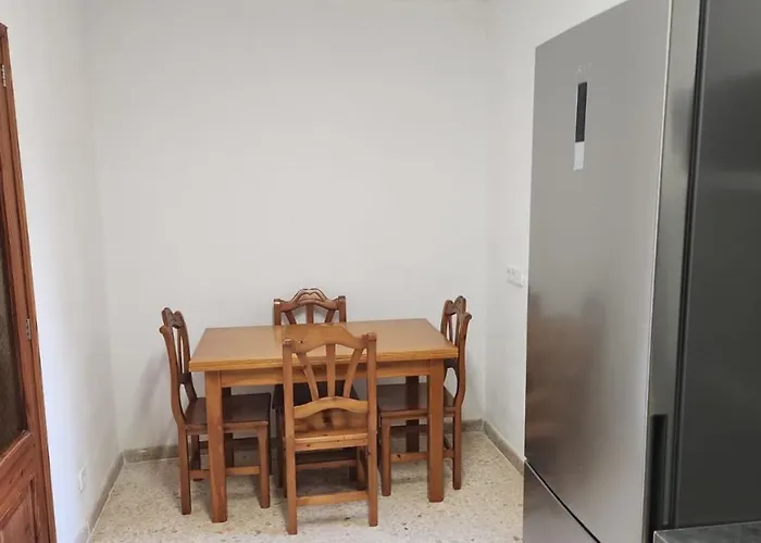 Yourhouse Escandeu * פוינסה